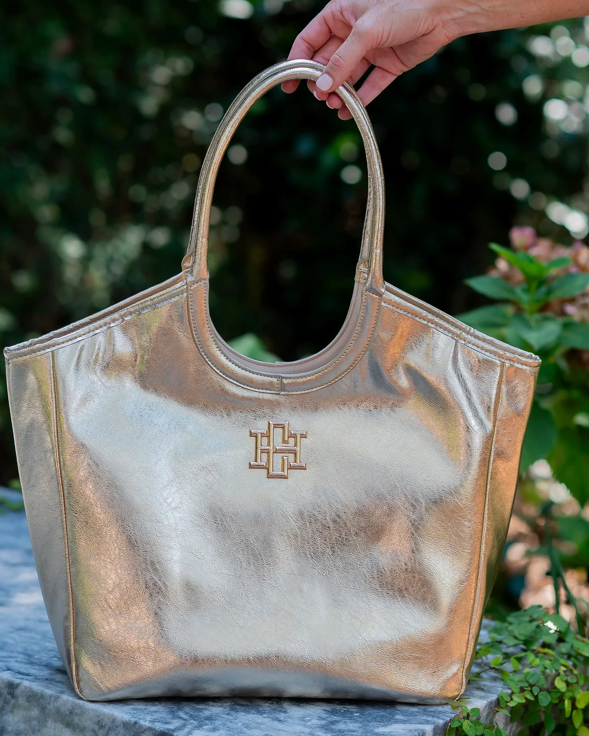 Caroline Hill Bellamy Tote D - Gold